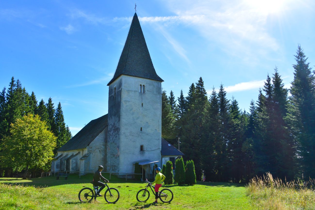 Kolesarjenje Trije Kralji Pohorje Sloveniajure Pivka 1