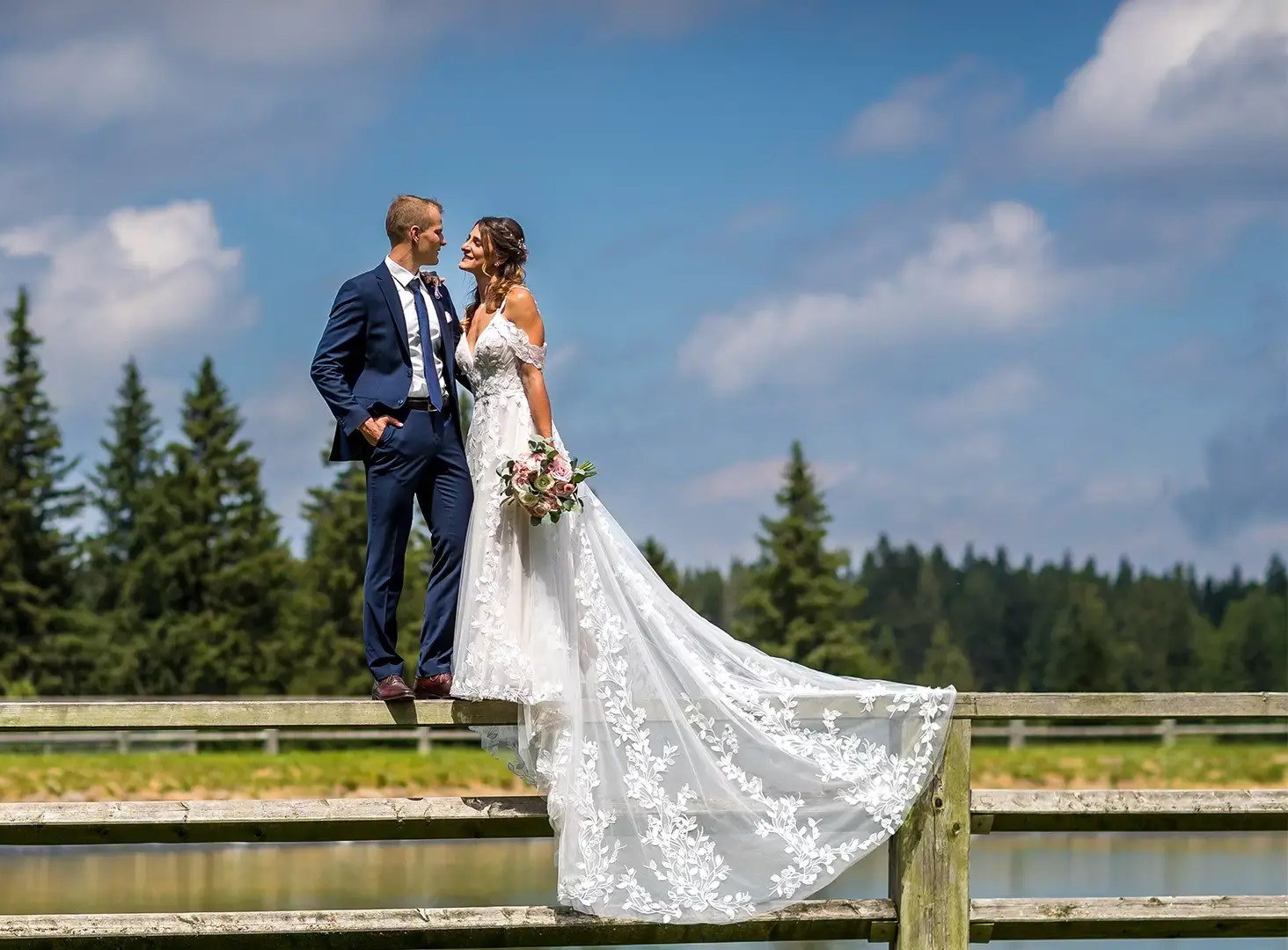 Poroke v objemu pohorskih vrhov