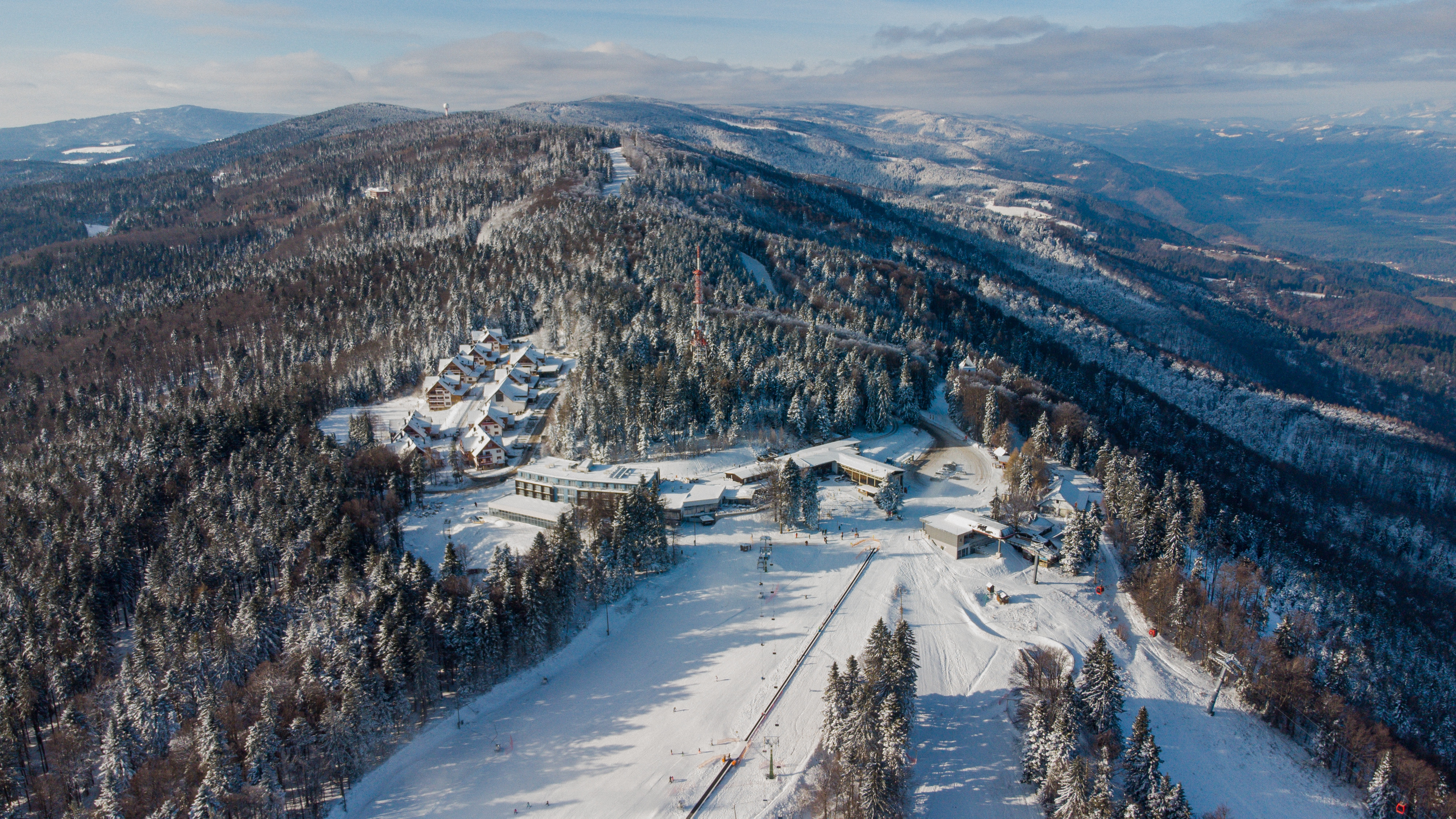 Ns 0070Smučanje na Mariborskem Pohorju
