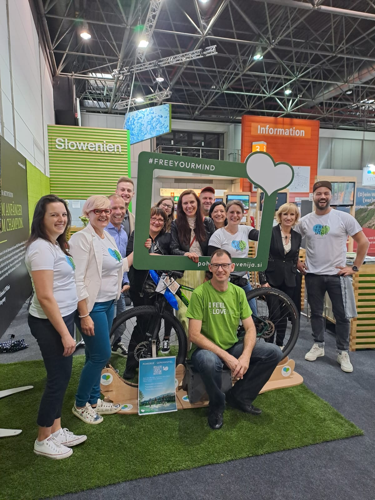 Duseeldorf Skupinska 2