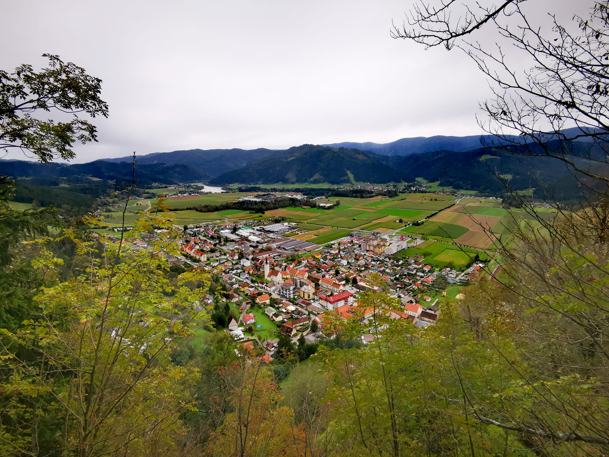 Stari Grad 4 Fotografija Aktivna Druina