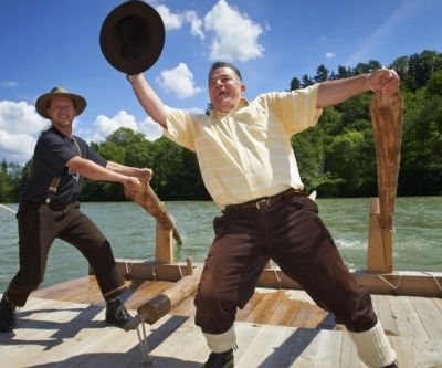 Koroški splavarji na Dravi