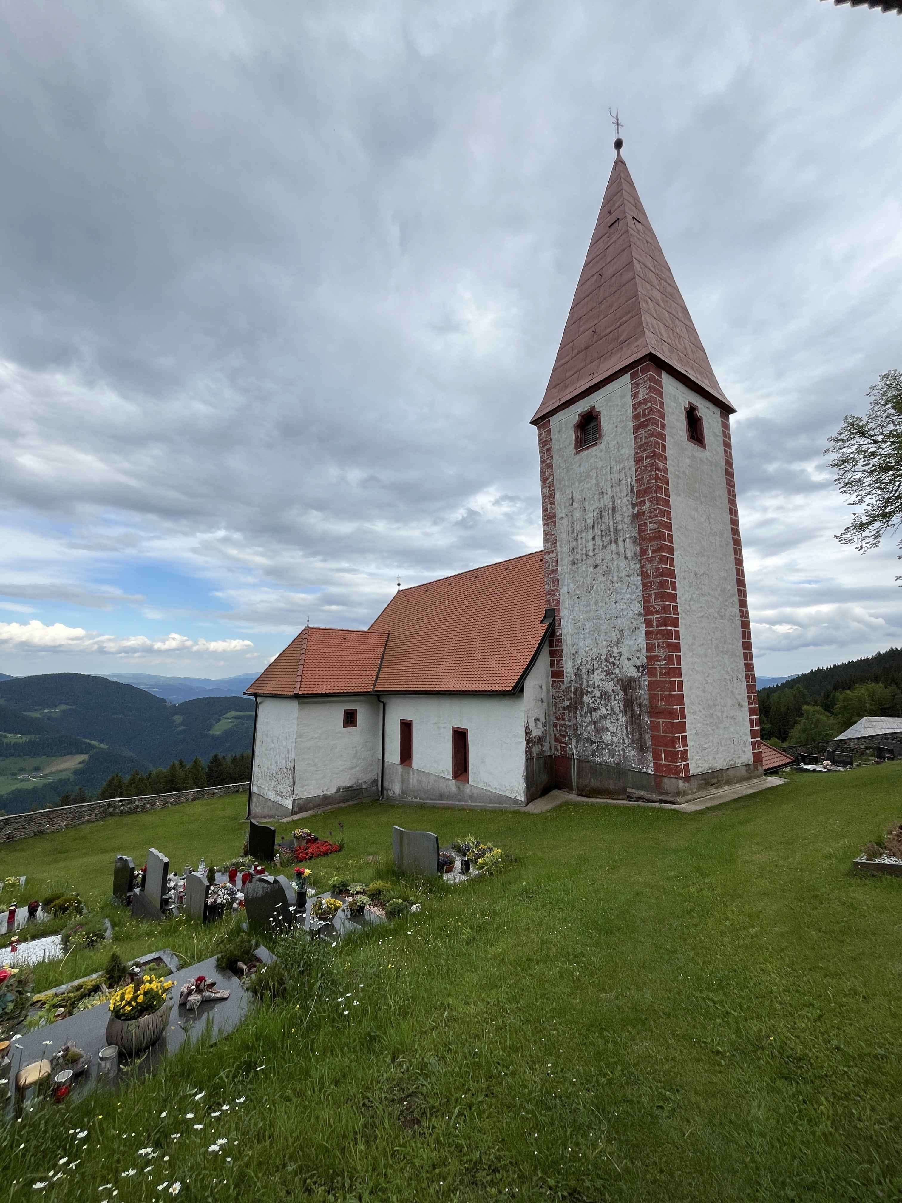 Pohorje – Kozjak Trail: Etapa 12 Planinski dom Košenjak-Pernice