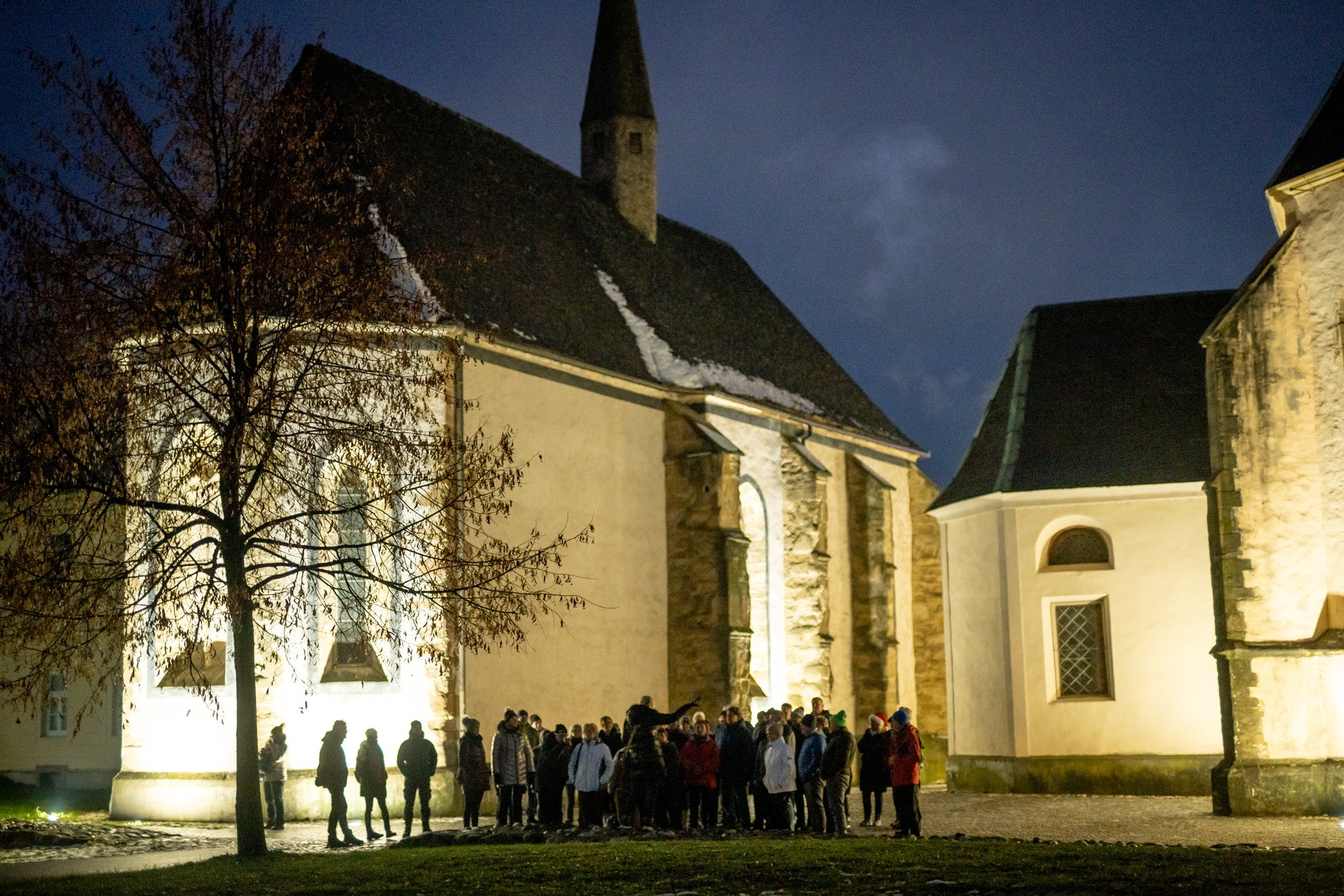 Sprehod ob mestnem obzidju