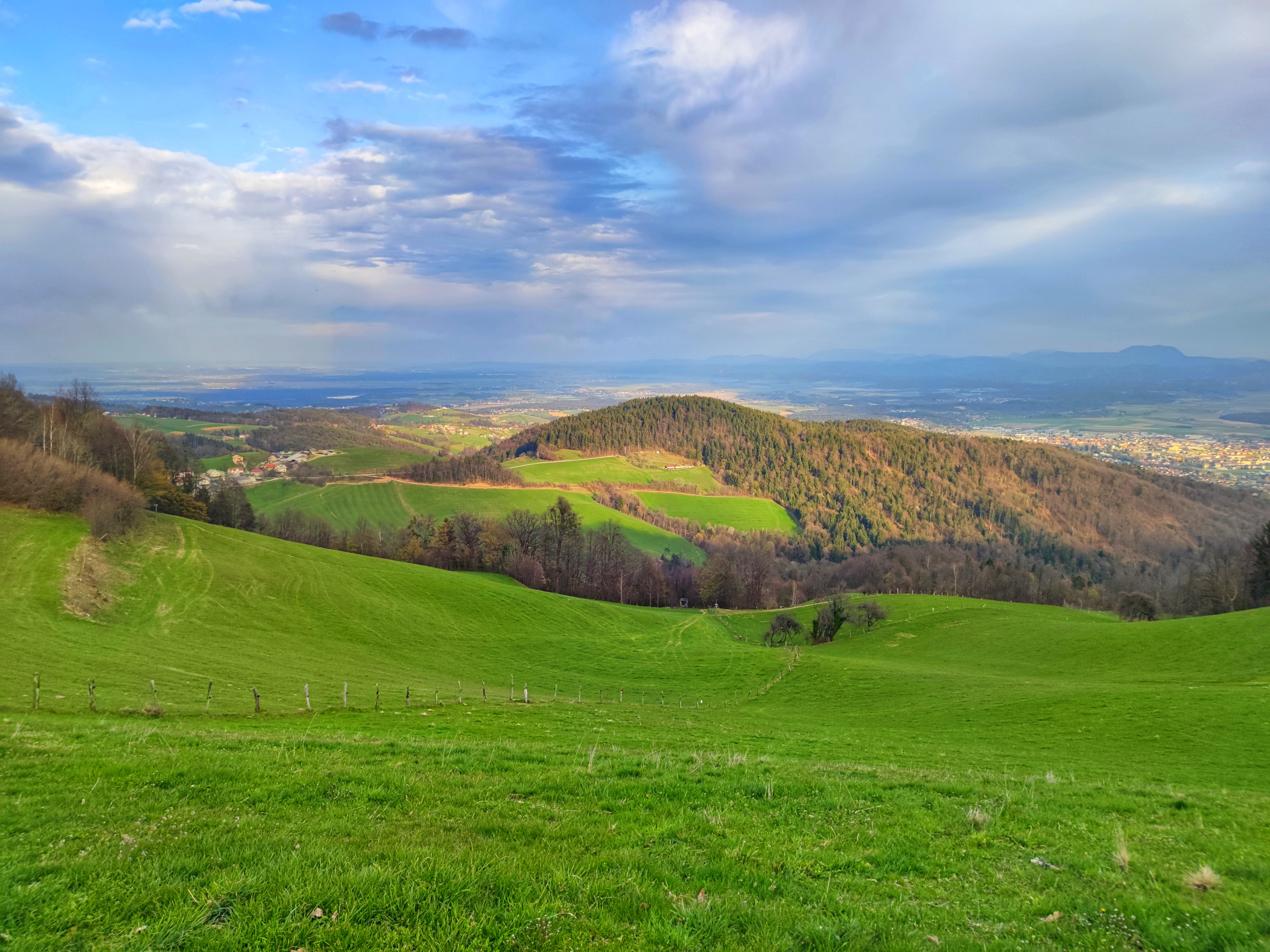 Annikovo Gradie Razgledna Pload Karmen Razlag 2