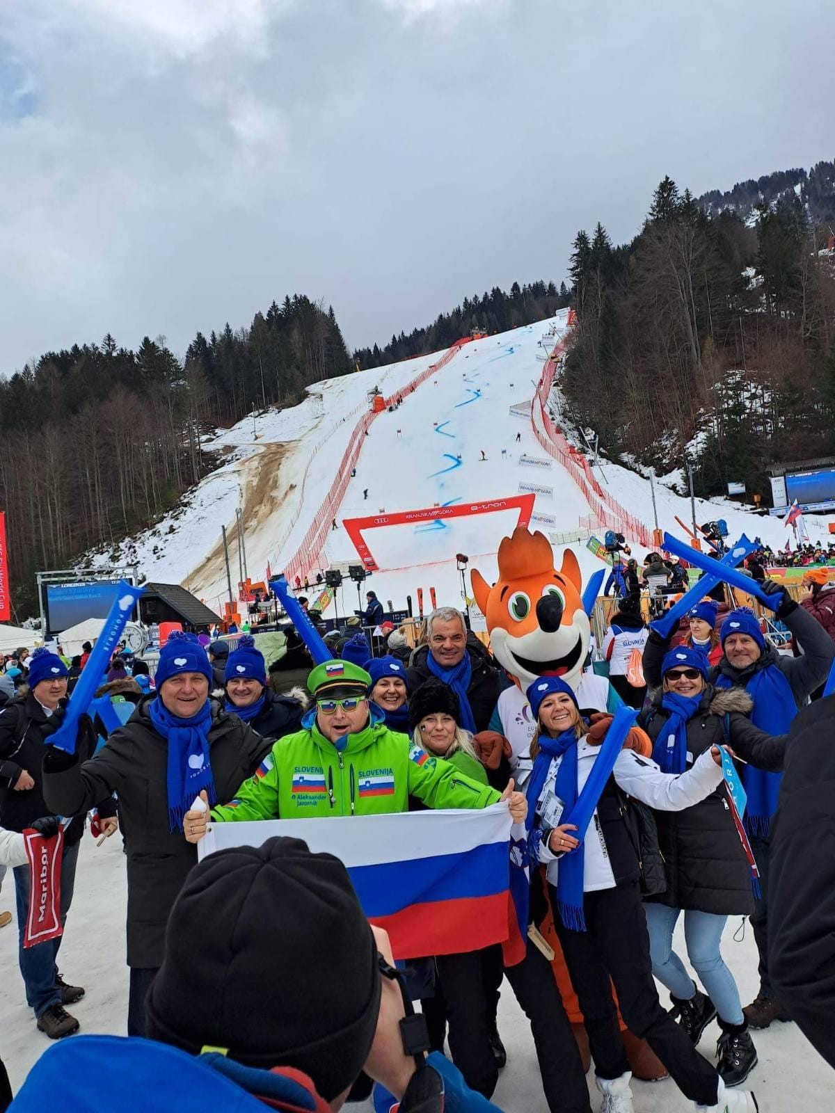 323882213 887029549389139 7577936508465259577 N